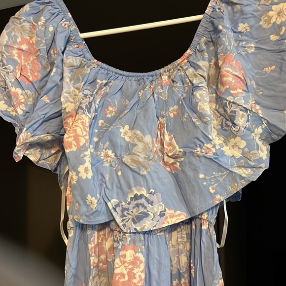 Dress - Picture 2 of 4